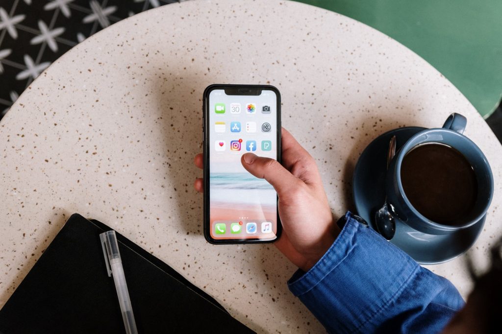 descargar imágenes y vídeos de Instagram.